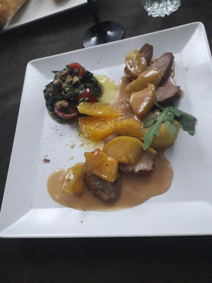 Acktion Deluxe 호텔 슈멘 외부 사진